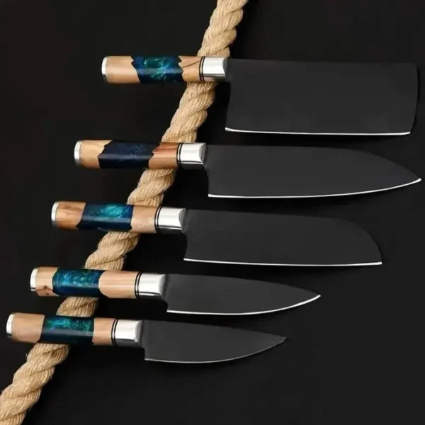 HAND FORGED Handmade carbon steel 5 pieces chef set with resin wood handle and leather case. kitchen knives - Image 4