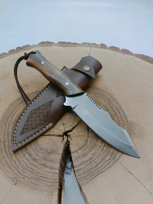 Handmade Tracker Knife Stainless Steel Hunting Knife With Sheath Survival Knife Tactical Fixed Blade Custom Engraved Knife Gifts