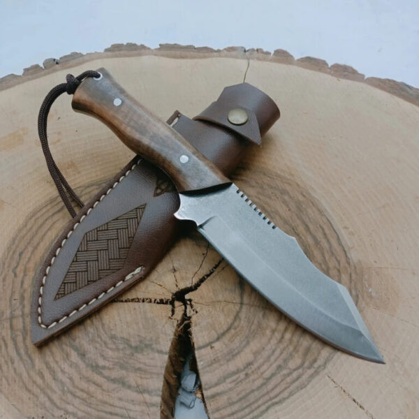 Handmade Tracker Knife Stainless Steel Hunting Knife With Sheath Survival Knife Tactical Fixed Blade Custom Engraved Knife Gifts
