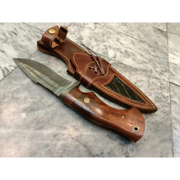 Handmade Damascus bowie knife with sheath Fixed blade hunting knife for Survival Ergonomic Walnut wood handle handmade - Image 5