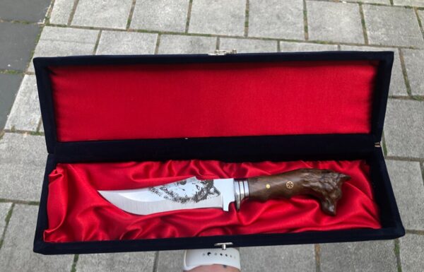 Wolf Head Camping Knife Custom Handmade Handcrafted Hunting Knife, Anniversary & Birthday Gift for Him, Unique Custom Blade, Customized Knife - Image 4